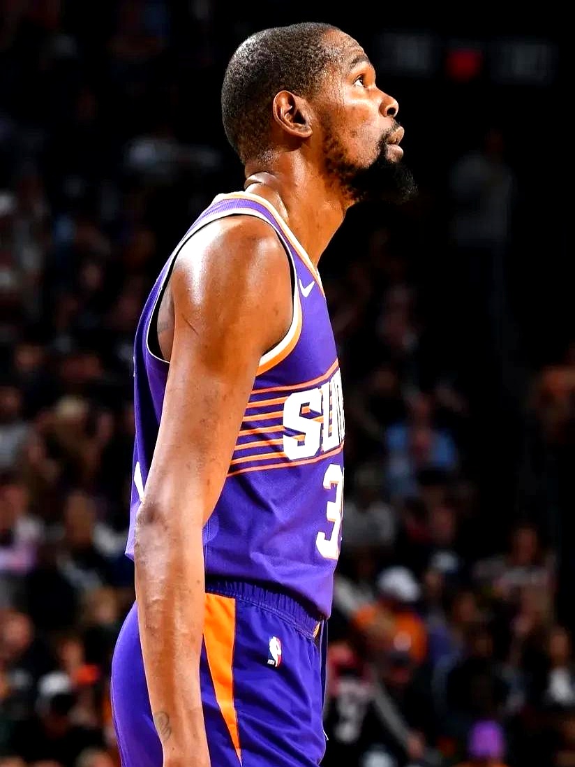 翟晓川三分5中4轰21分7板，创过去4年得分新高（翟晓川三分5投4中砍21分7板，刷新近四年个人得分新高）