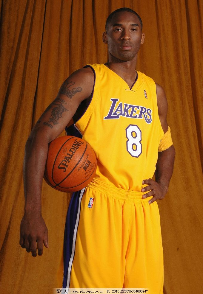 博努奇：我坚信加图索带领国家队走的是正确道路（博努奇：坚信加图索正带领国家队走上正确轨道）